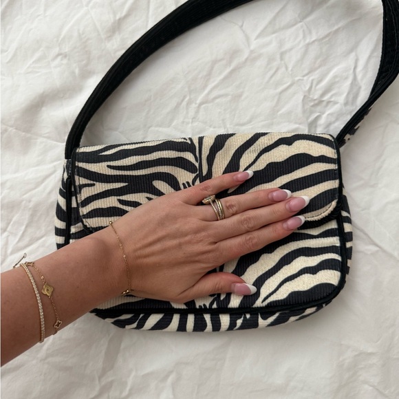 Glassons Zebra Print Women's Bag - Picture 8 of 8